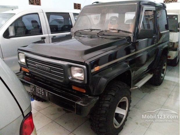 Daihatsu Taft Mobil Bekas Baru dijual di Jawa Timur 