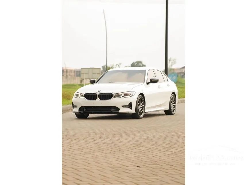 2020 BMW 320i Sport Sedan