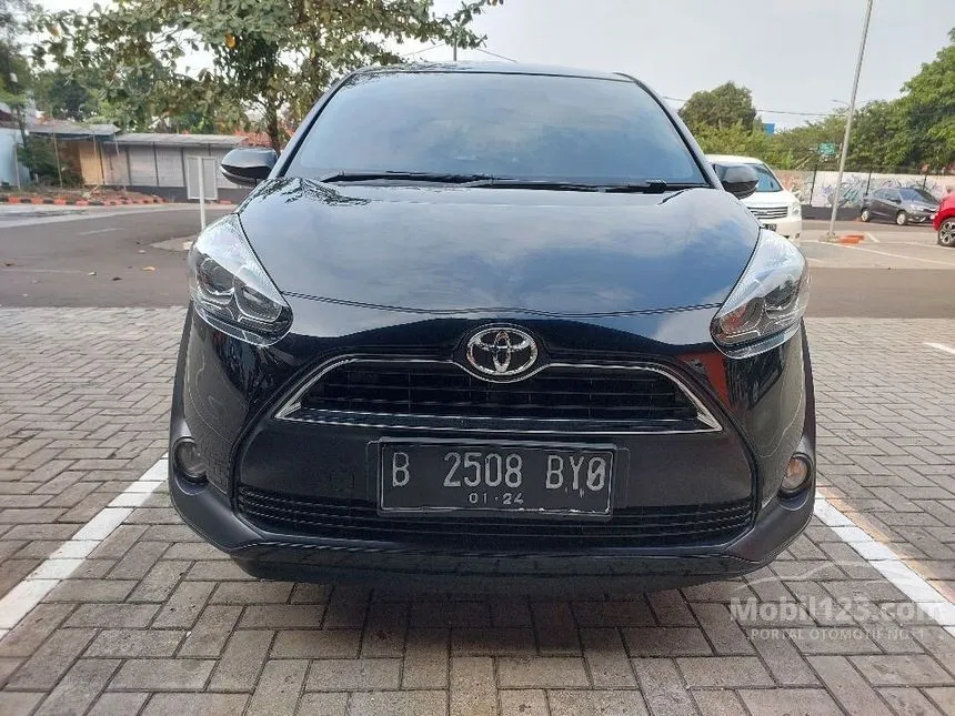 Jual Mobil Toyota Sienta 2018 V 1.5 di Jawa Barat Manual MPV Hitam Rp 158.000.000