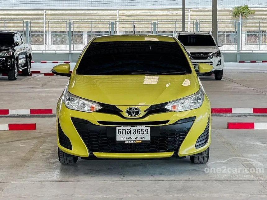 2017 Toyota YARIS E Hatchback