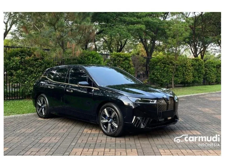 2024 BMW iX xDrive40 Sport Wagon