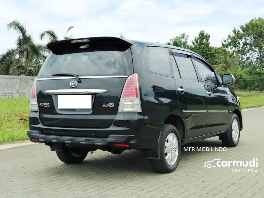 2010 Toyota Kijang Innova V MPV