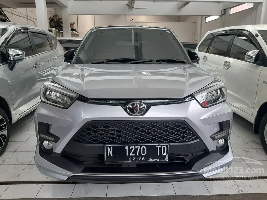 Jual Mobil Toyota Raize 2021 GR Sport 1.0 di Jawa Timur Automatic Wagon Silver Rp 235.000.000