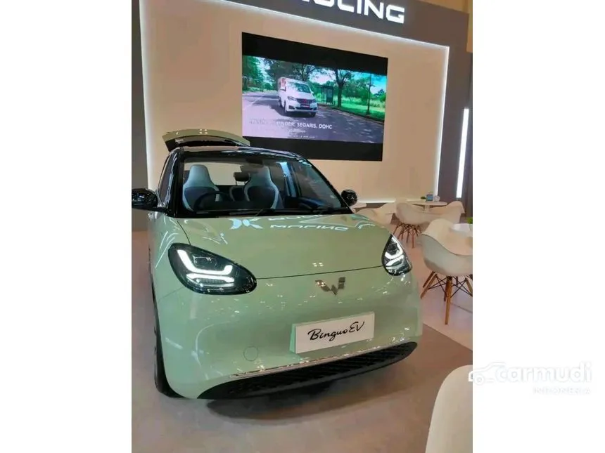 2024 Wuling Binguo EV Premium Range Hatchback