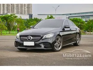2019 Mercedes-Benz C300 2.0 AMG Line Sedan