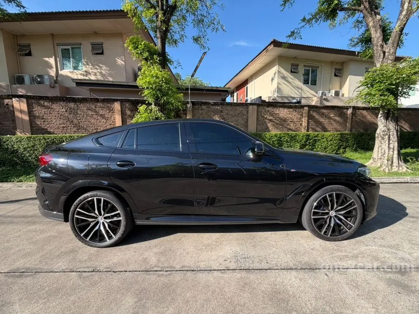 2022 BMW X6 xDrive40i M Sport SUV