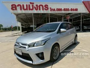 2013 Toyota YARIS 1.2 E Hatchback