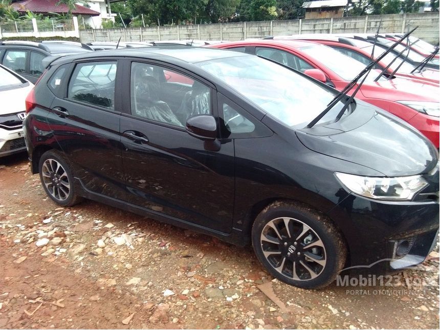 Jual Mobil Honda Jazz 2017 RS 1.5 di DKI Jakarta Automatic Jual Mobil Honda Jazz 2017 RS 1.5 di DKI Jakarta Automatic
