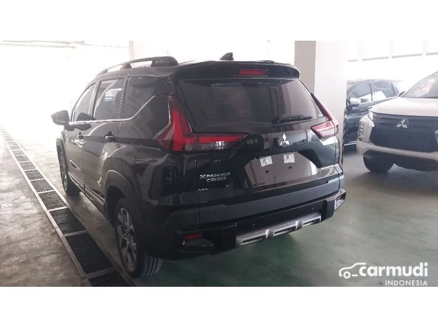 2024 Mitsubishi Xpander CROSS Premium Package Wagon