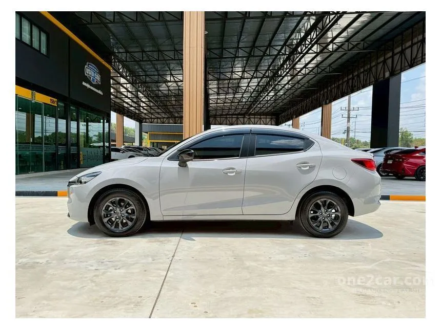 2026 Mazda 2 Signature Sedan