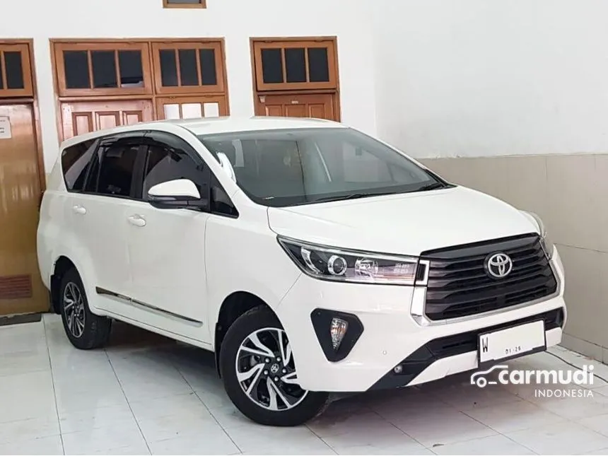 Jual Mobil Toyota Kijang Innova 2021 V 2.4 di Jawa Timur Automatic MPV Putih Rp 428.000.000