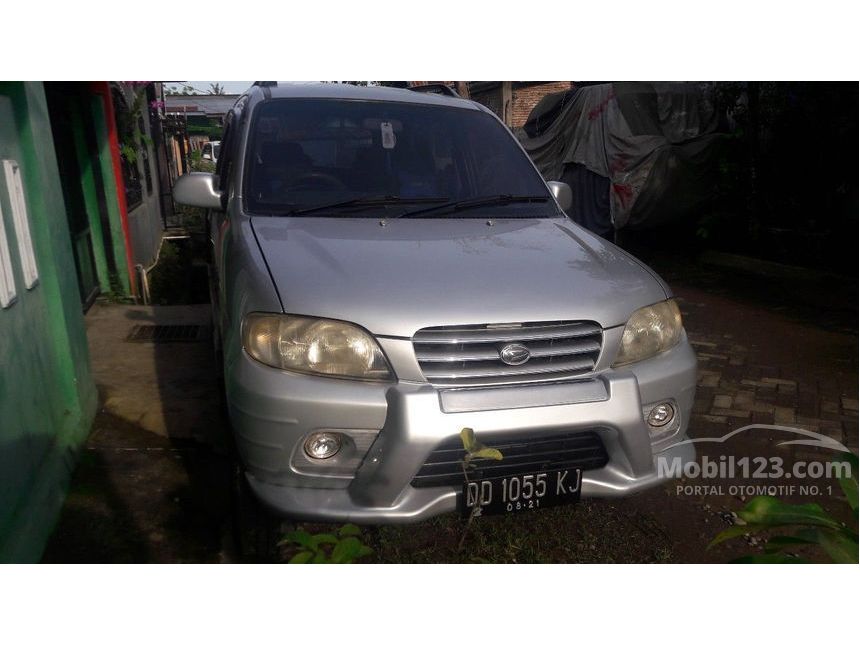 Jual Mobil Daihatsu Taruna 2001 CSR 1.6 di Sulawesi 