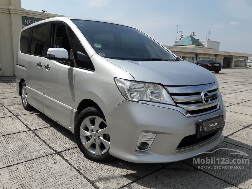 Nissan serena highway star