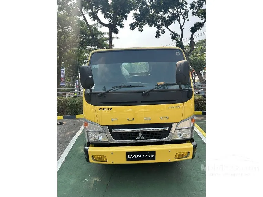 Jual Mobil Mitsubishi Canter 2023 FE 71 3.9 di DKI Jakarta Manual Trucks Kuning Rp 396.900.000