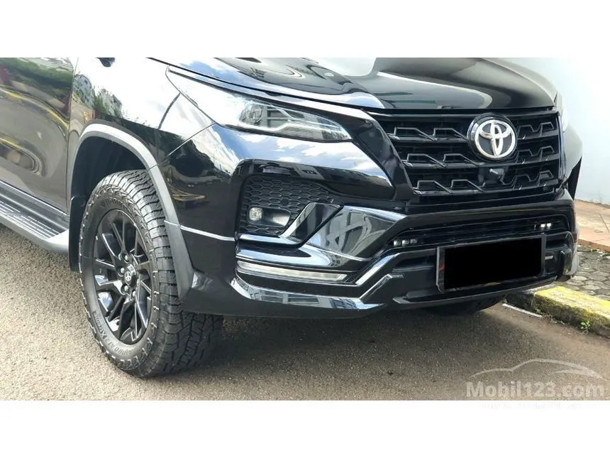 2022 Toyota Fortuner GR Sport 4X2 SUV