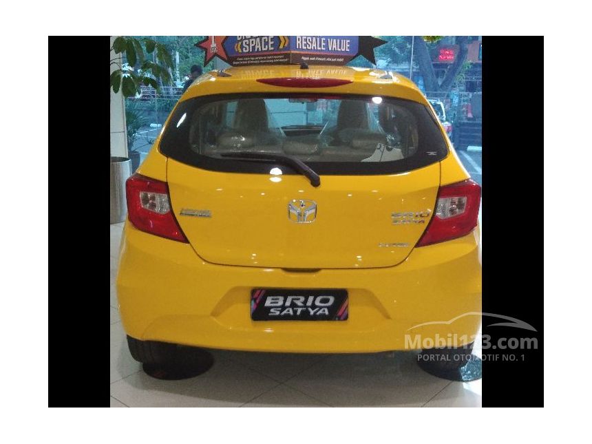 Jual Mobil  Honda Brio  2021 Satya E 1 2 di Jawa  Timur  