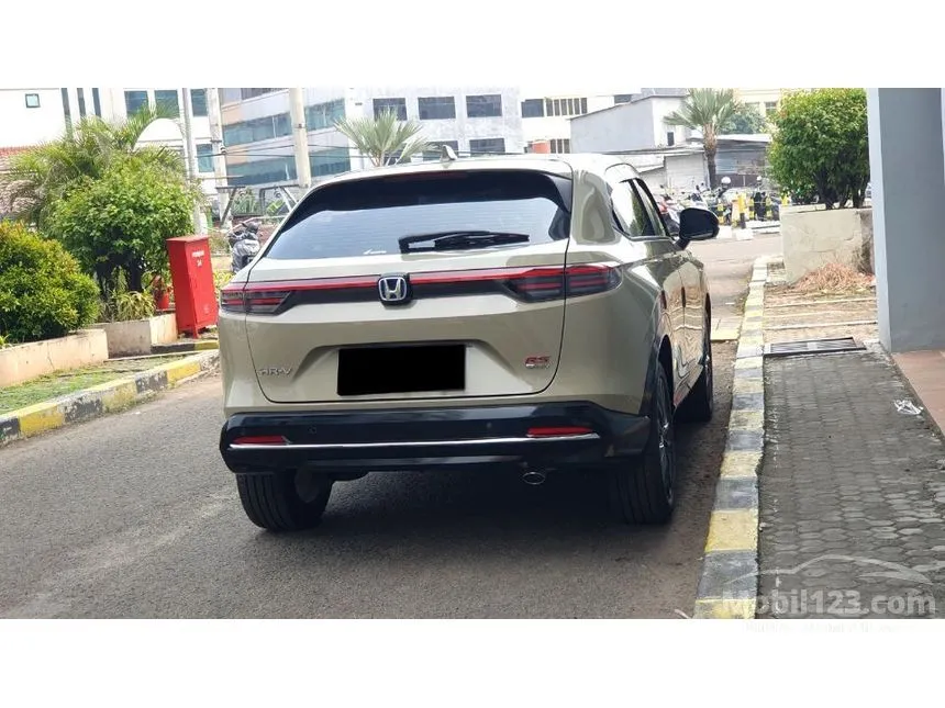 2025 Honda HR-V e:HEV RS SUV
