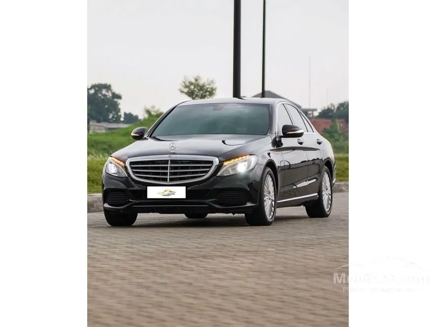 2015 Mercedes-Benz C250 Exclusive Sedan