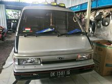1997 Mazda E2000 2.0 MPV Minivans