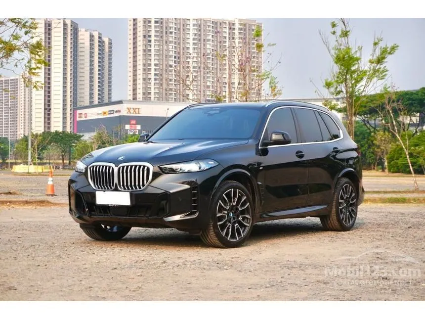 2024 BMW X5 xDrive40i M Sport SUV
