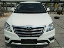 Toyota Kijang Innova 2014 Type V 2.0 Matic Bensin Tangan pertama