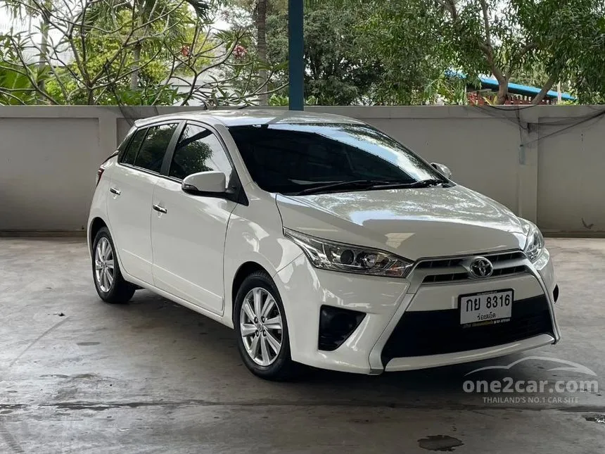 2017 Toyota YARIS G Hatchback