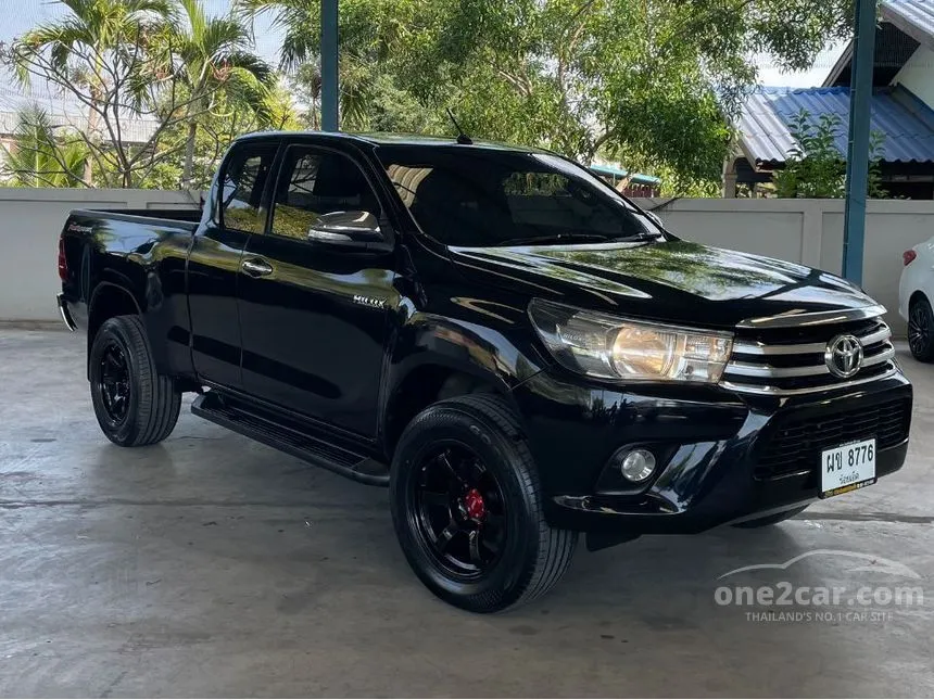 2017 Toyota HILUX REVO E Prerunner Smart Cab Pickup