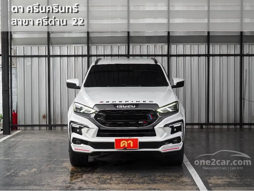2023 Isuzu MU-X Ultimate SUV