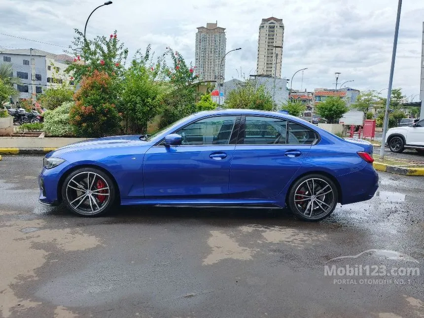 2022 BMW 330i M Sport Sedan