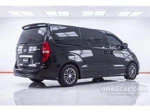 2015 Hyundai GRAND STAREX 2.5 VIP Wagon