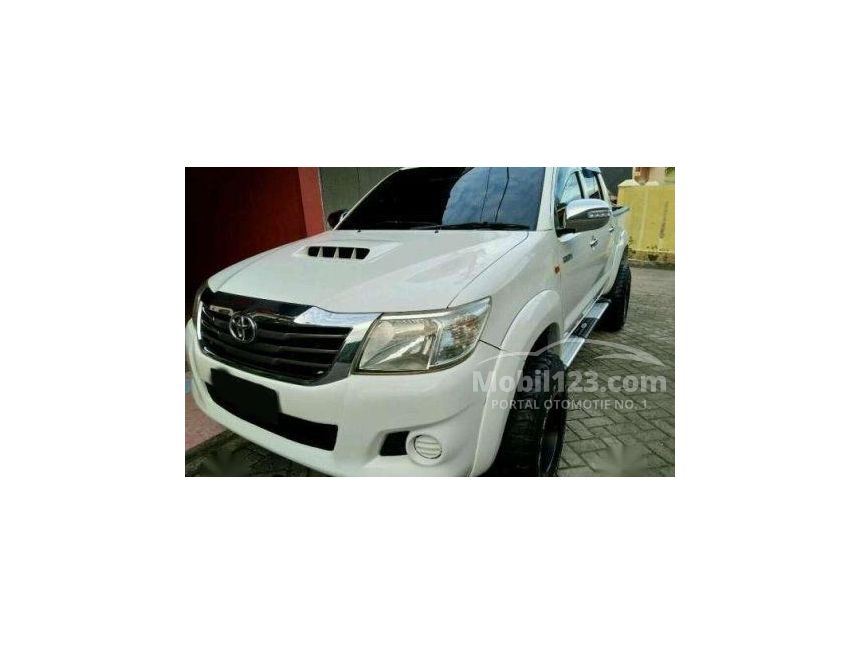 Jual Mobil  Toyota Hilux 2011 S 2 5 di Kalimantan  Selatan  