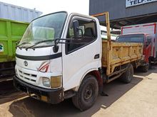 2007 Toyota Dyna 4.0 4.0 Manual Trucks