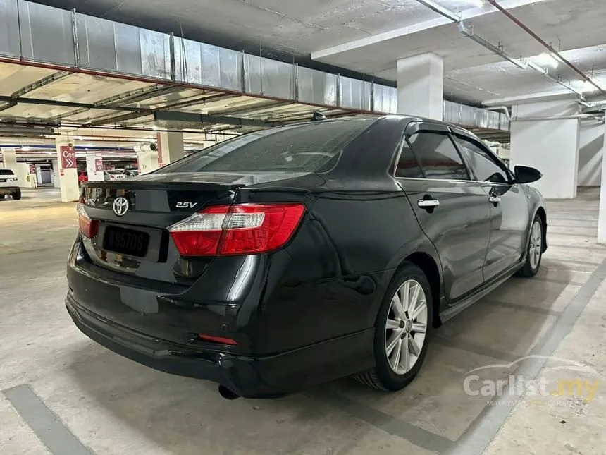 2014 Toyota Camry V Sedan