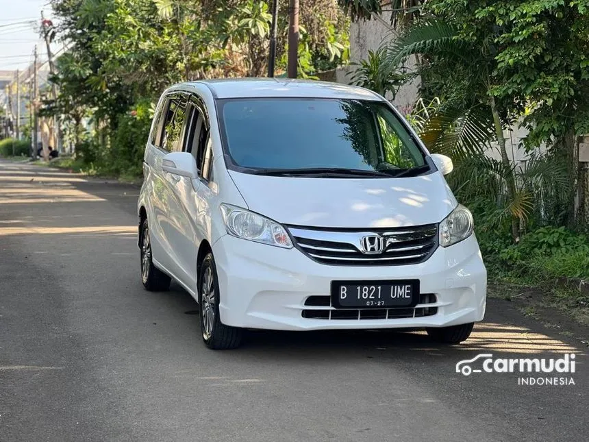 2013 Honda Freed S MPV