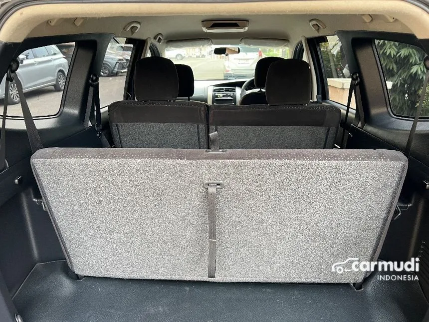 2013 Nissan Grand Livina XV MPV