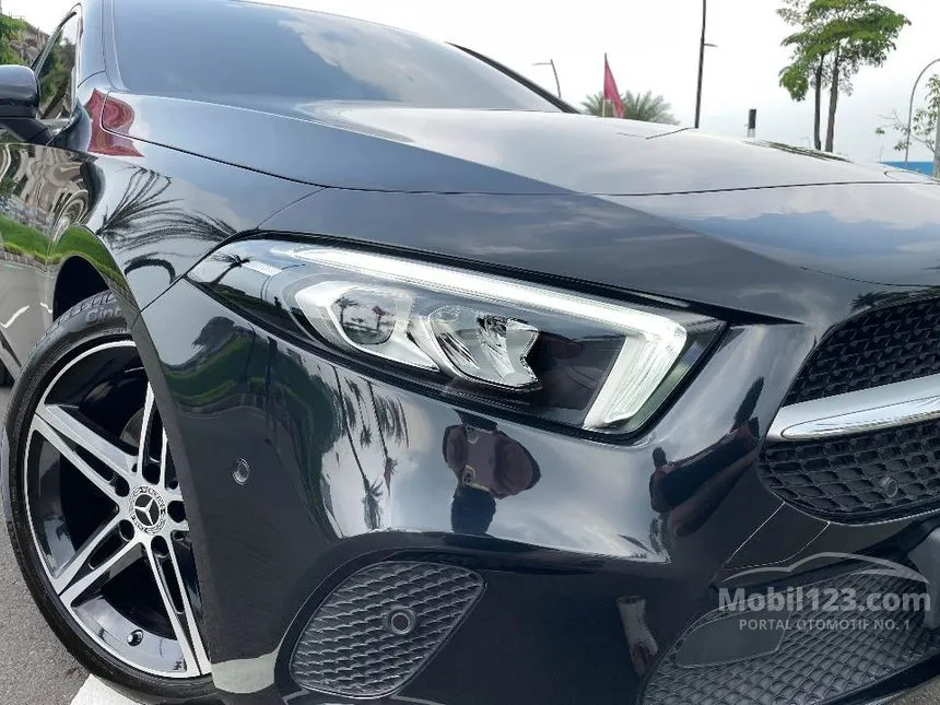 2022 Mercedes-Benz A200 progressive line Sedan