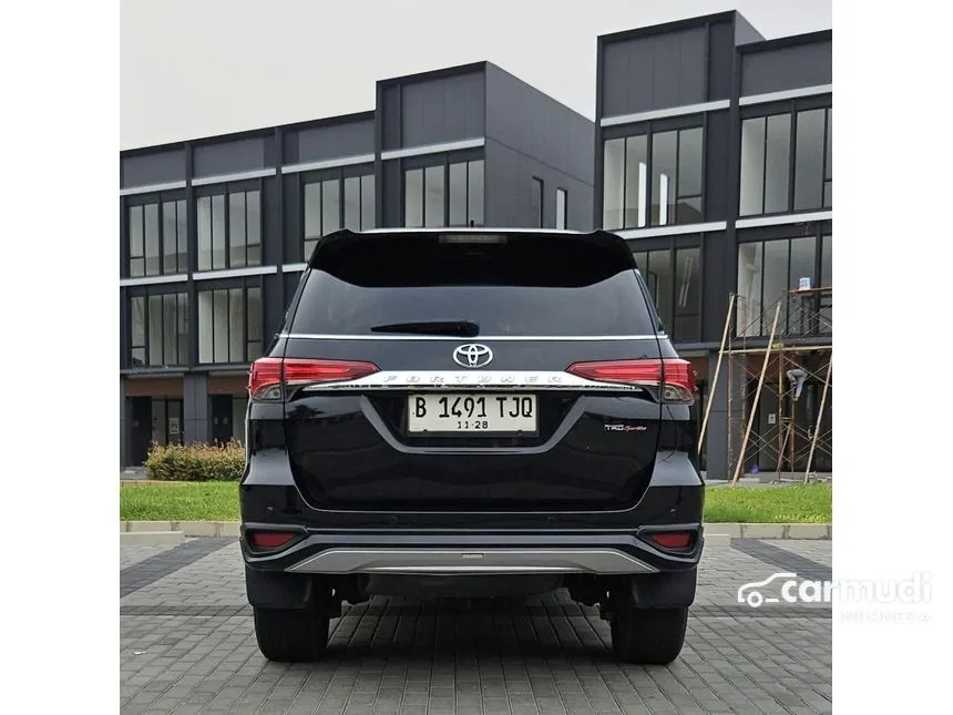 2018 Toyota Fortuner VRZ TRD 4X2 SUV