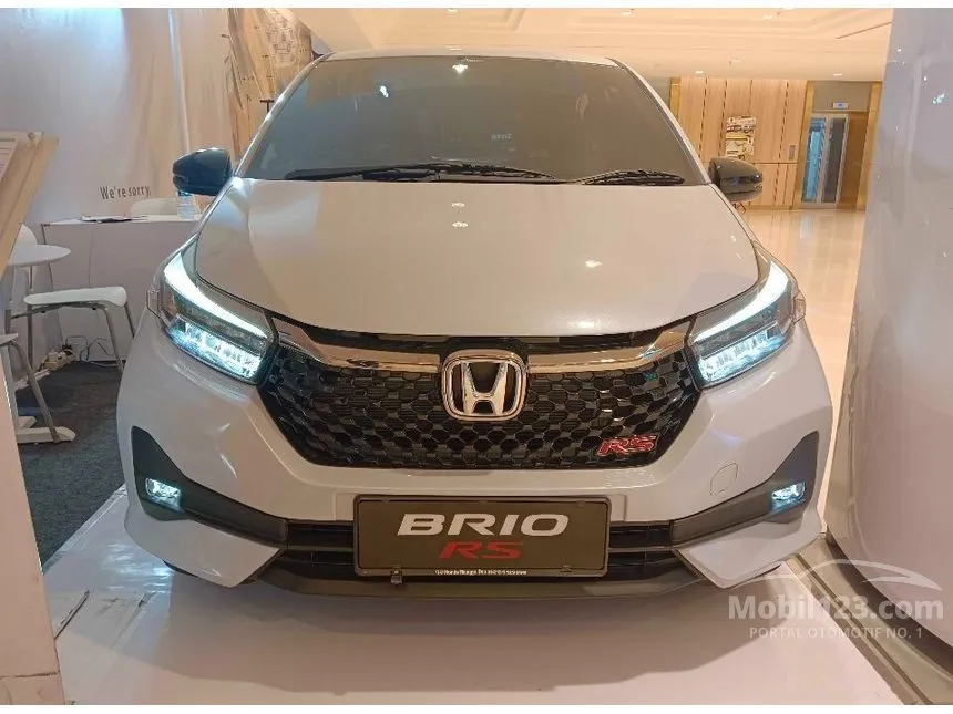 Jual Mobil Honda Brio 2024 RS 1.2 di Banten Automatic Hatchback Putih Rp 10.000.000