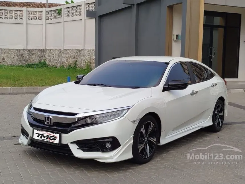 2016 Honda Civic ES Sedan