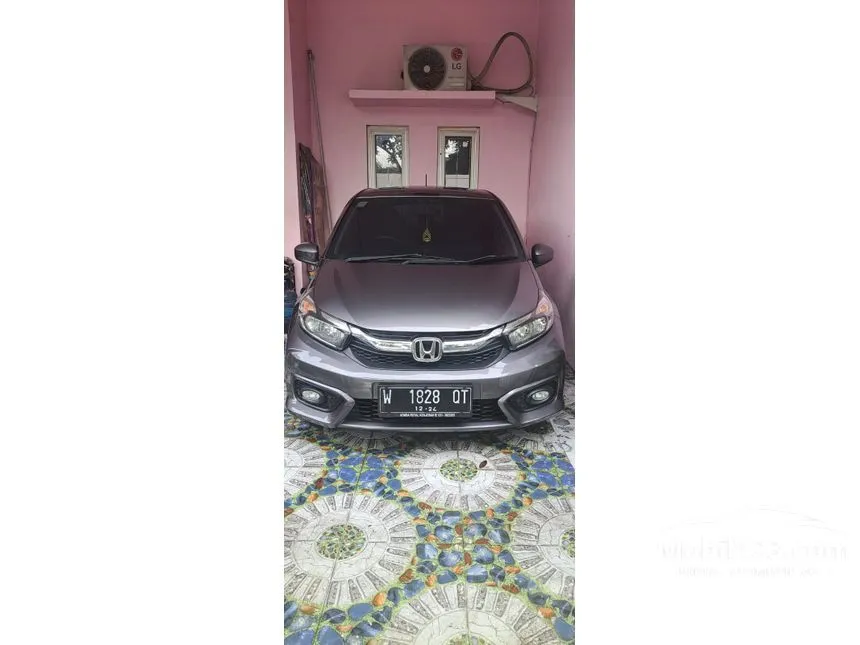 Jual Mobil Honda Brio 2019 Satya E 1.2 di Jawa Timur Automatic Hatchback Abu