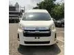Jual Mobil Toyota Hiace 2024 Premio 2.8 di Banten Manual Van Wagon Putih Rp 647.300.000