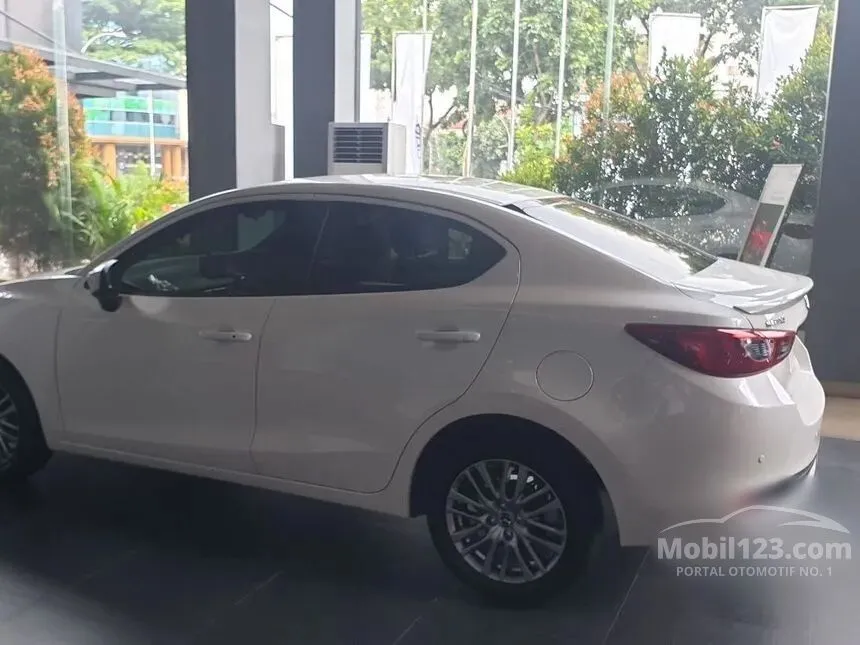 2023 Mazda 2 Sedan