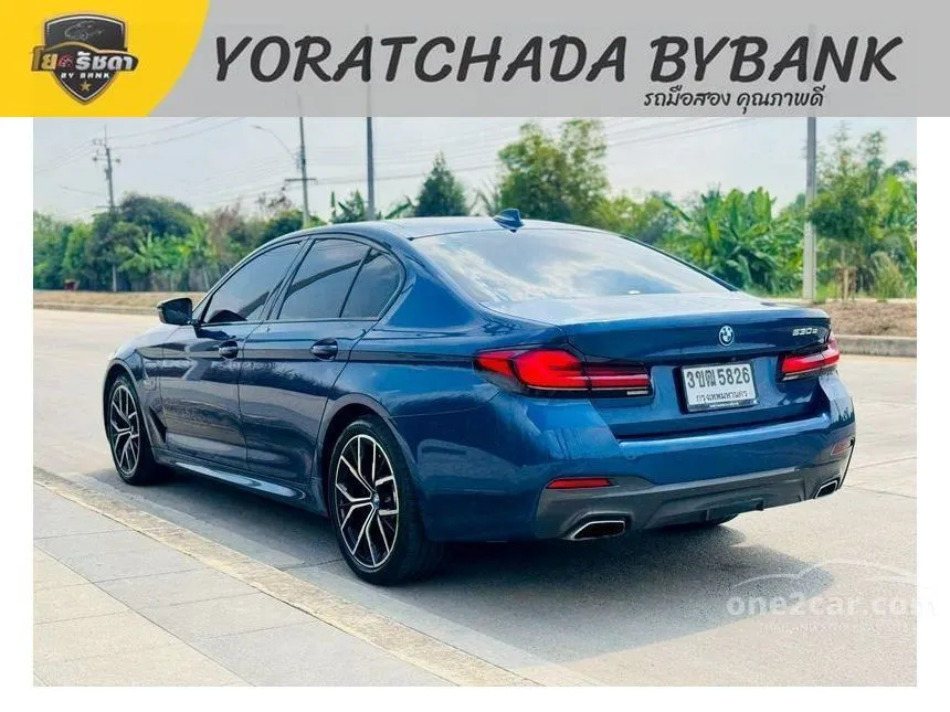 2022 BMW 530e M Sport Sedan