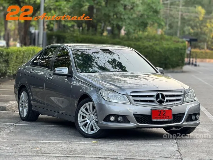 2012 Mercedes-Benz C220 CDI BlueEFFICIENCY Sedan