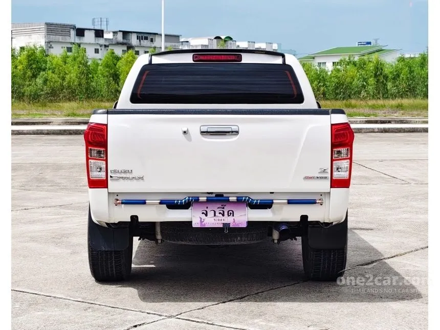 2013 Isuzu D-MAX Hi-Lander Z Cab-4 Pickup