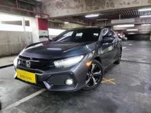 2018 Honda Civic 1.5 E Hatchback WARNA RARE LIKE NEW JURAGAN