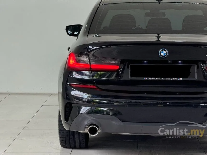 2022 BMW 330e M Sport Sedan