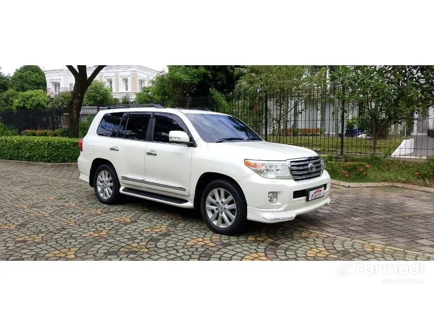 2012 Toyota Land Cruiser Sahara SUV