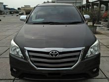 Toyota KIjang Innova G Tahun 2013 ABu ABu Metalik Bensin Manual