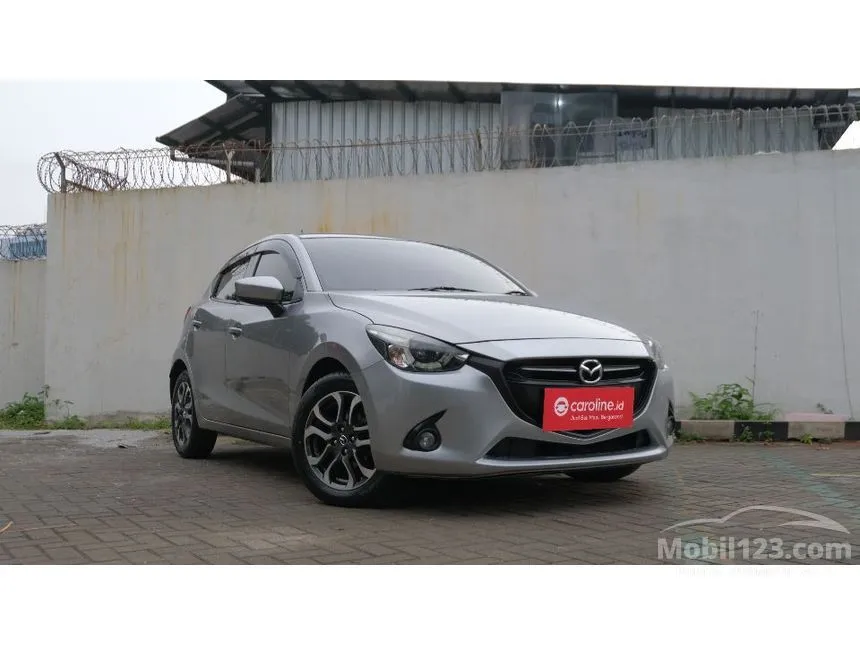 2014 Mazda 2 GT Hatchback